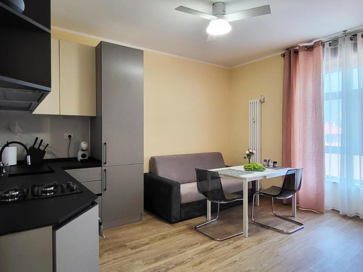 Casa Lariana Lägenhet Lecco Exteriör bild